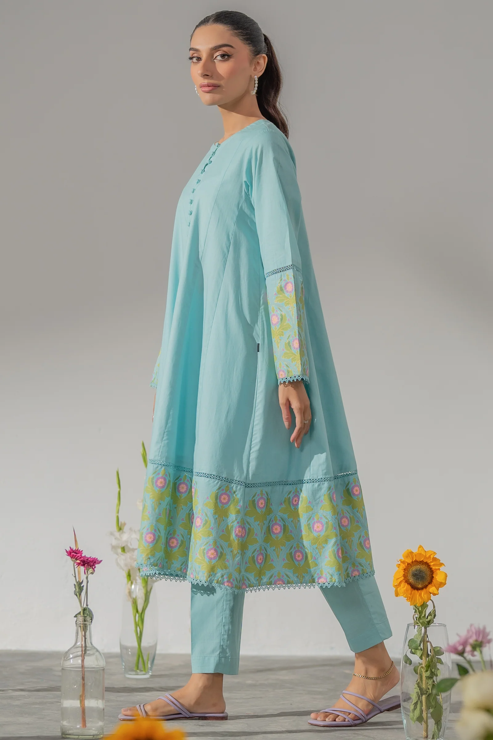 Ashiyana 2 piece - Image 5