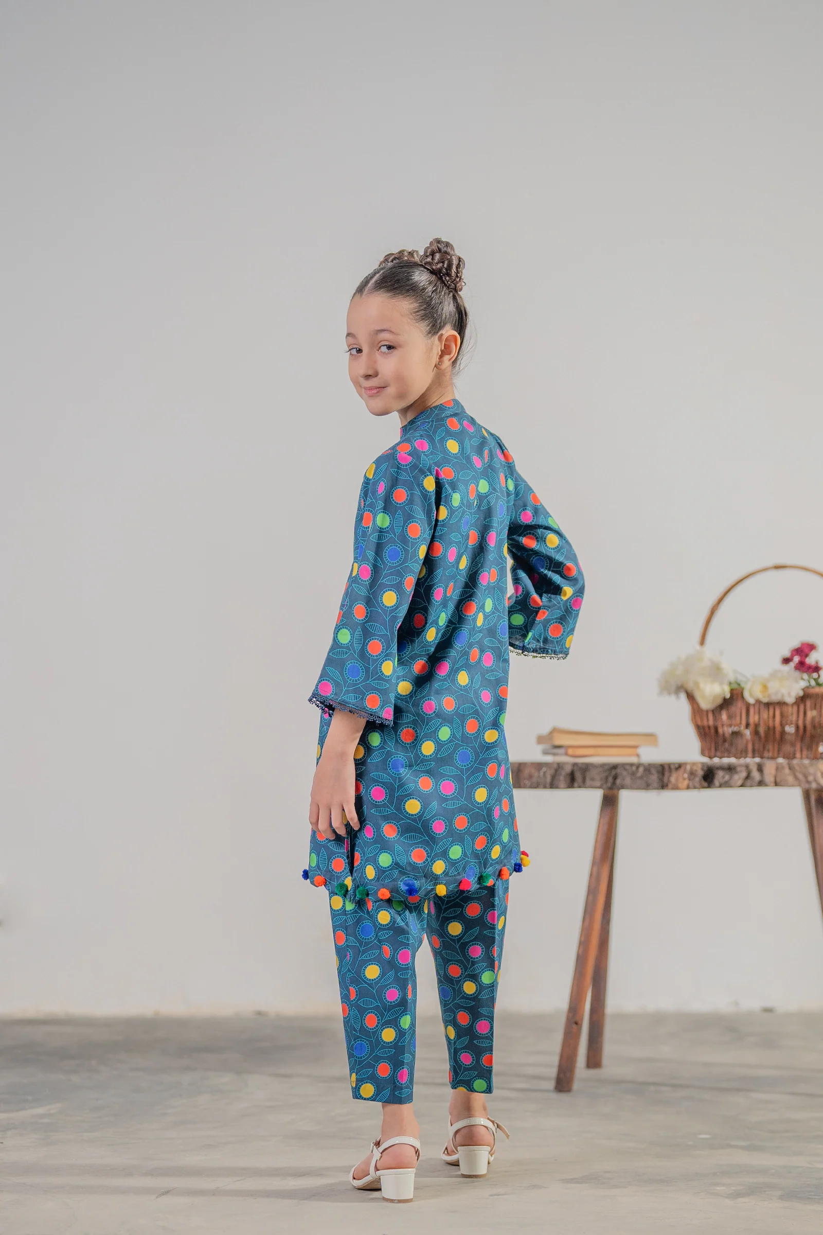 Colour pop 2 piece - Image 3