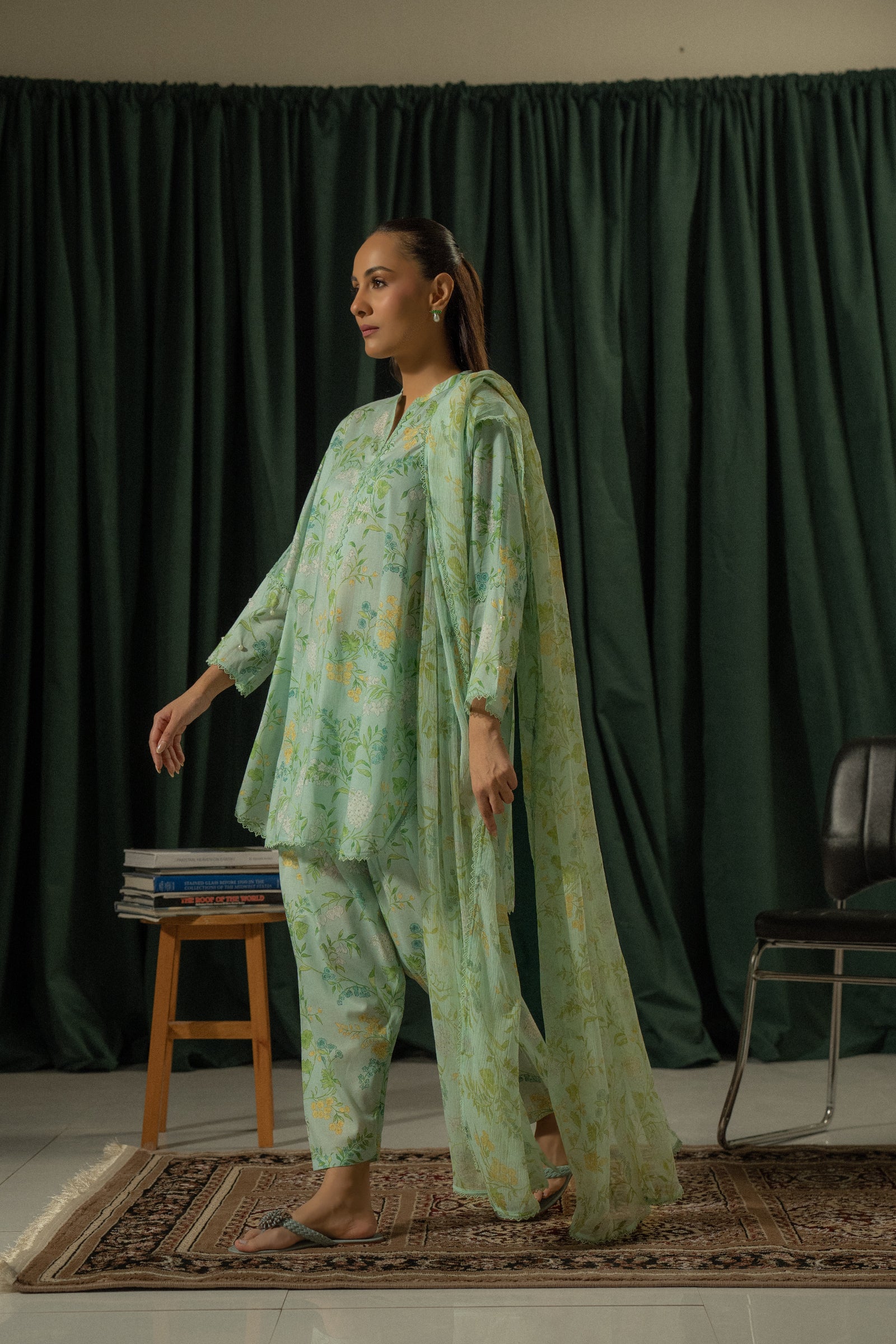 Delilah 3 piece - Image 4