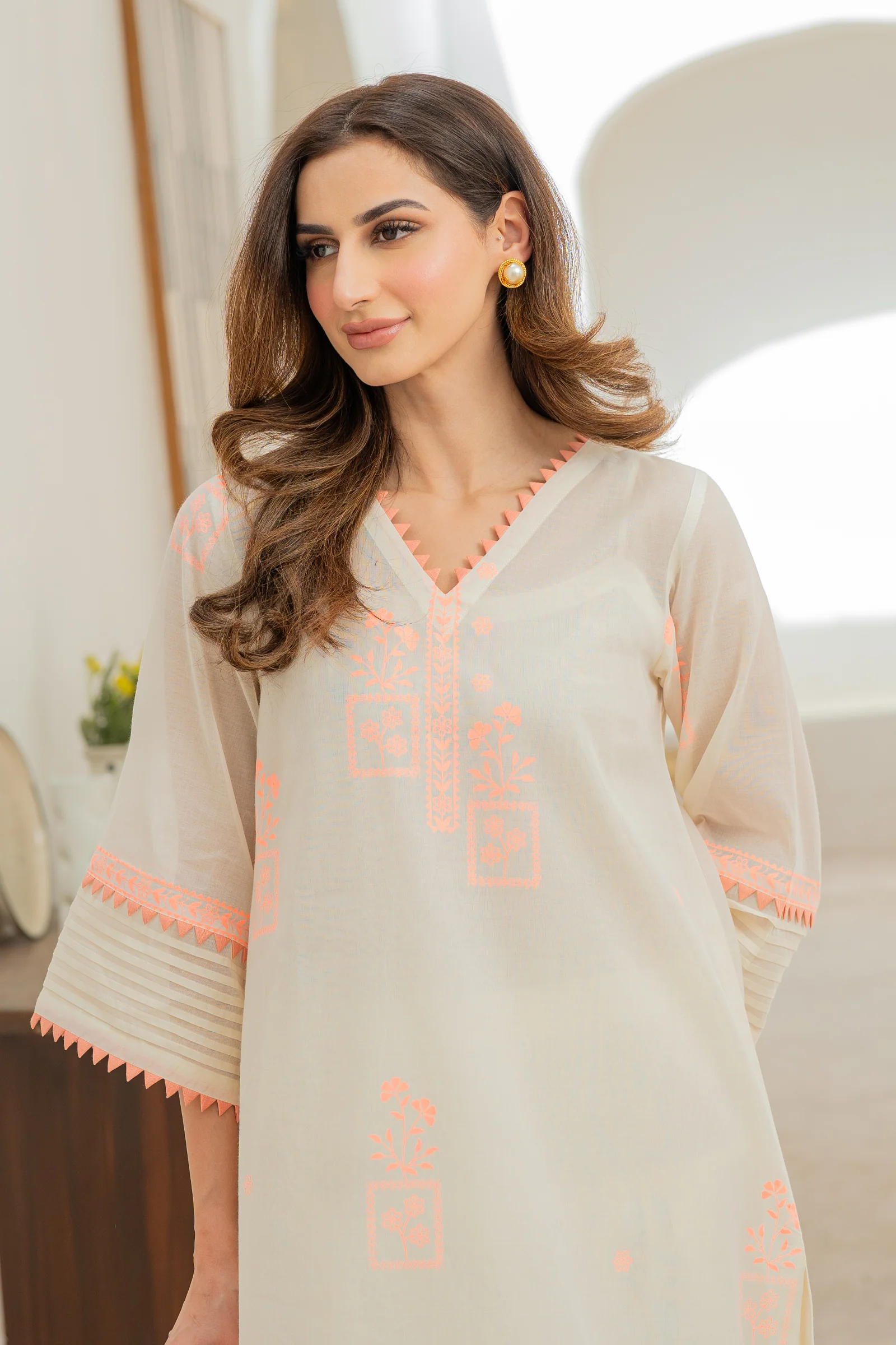 Gulabi 2 piece - Image 6