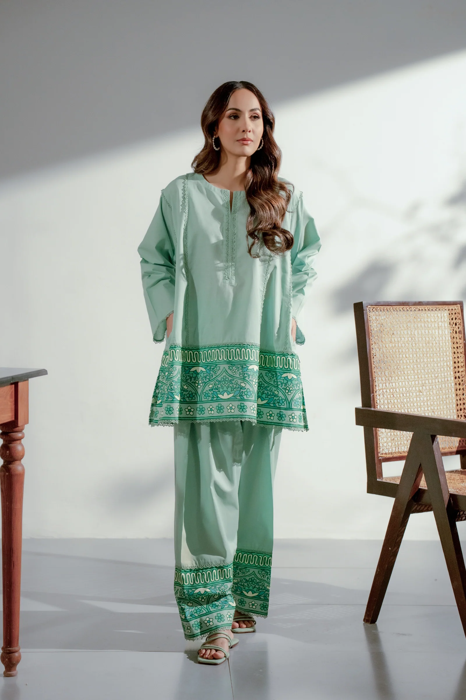 Jade 2 piece - Image 8