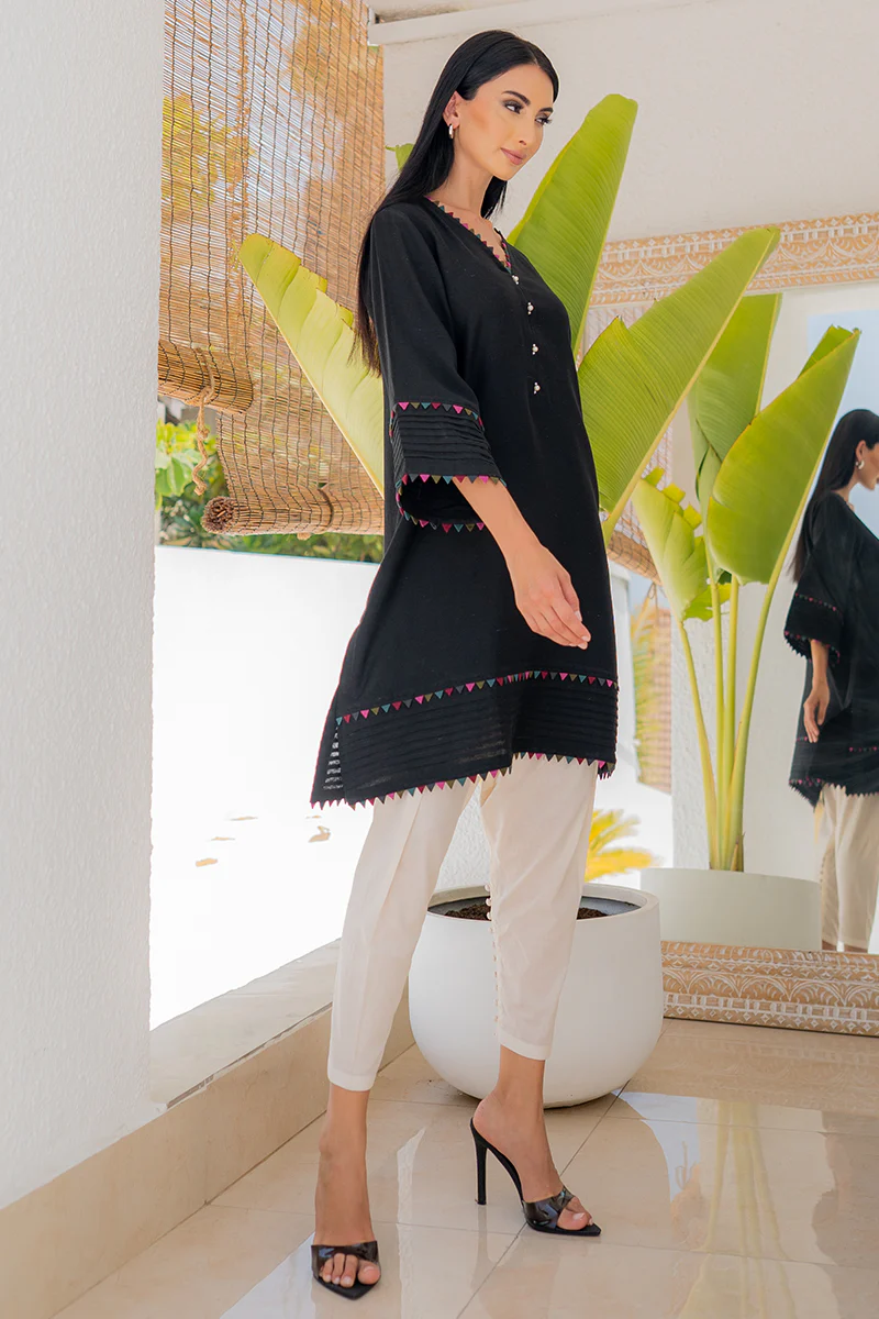 Jashan Black 1 piece - Image 3