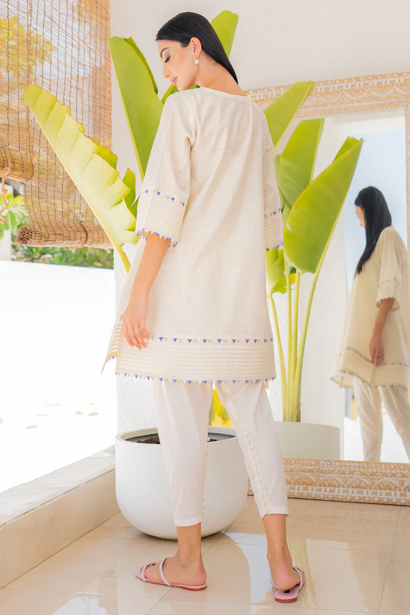 Jashan white 1 piece - Image 4