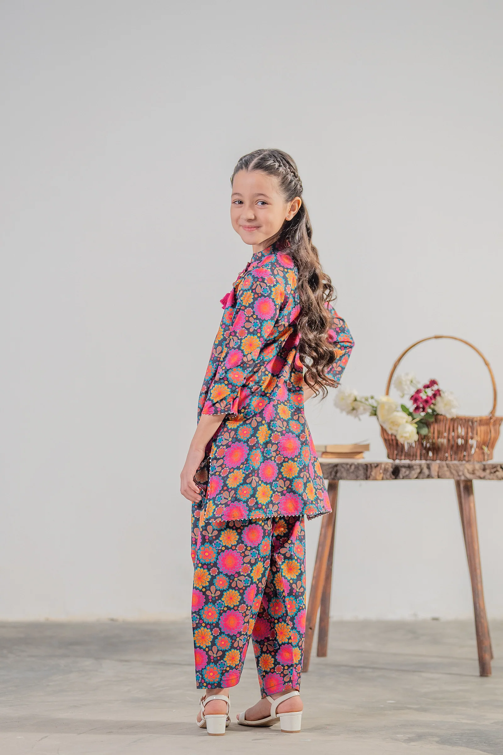 Phool 2 piece - Image 3