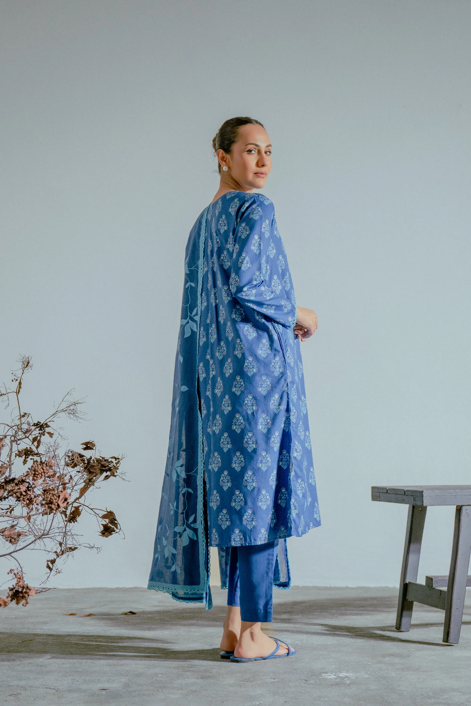 Royale 3 piece - Image 3