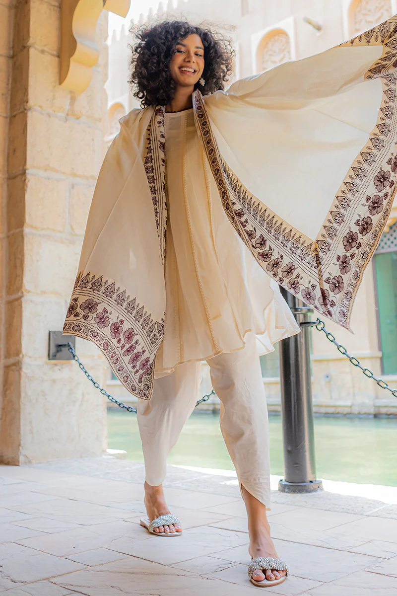 Safarnama 3 piece - Image 4