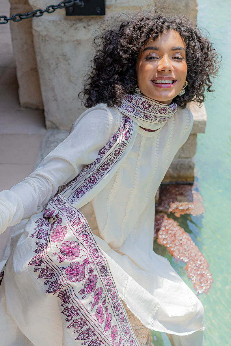 Safarnama 3 piece - Image 5