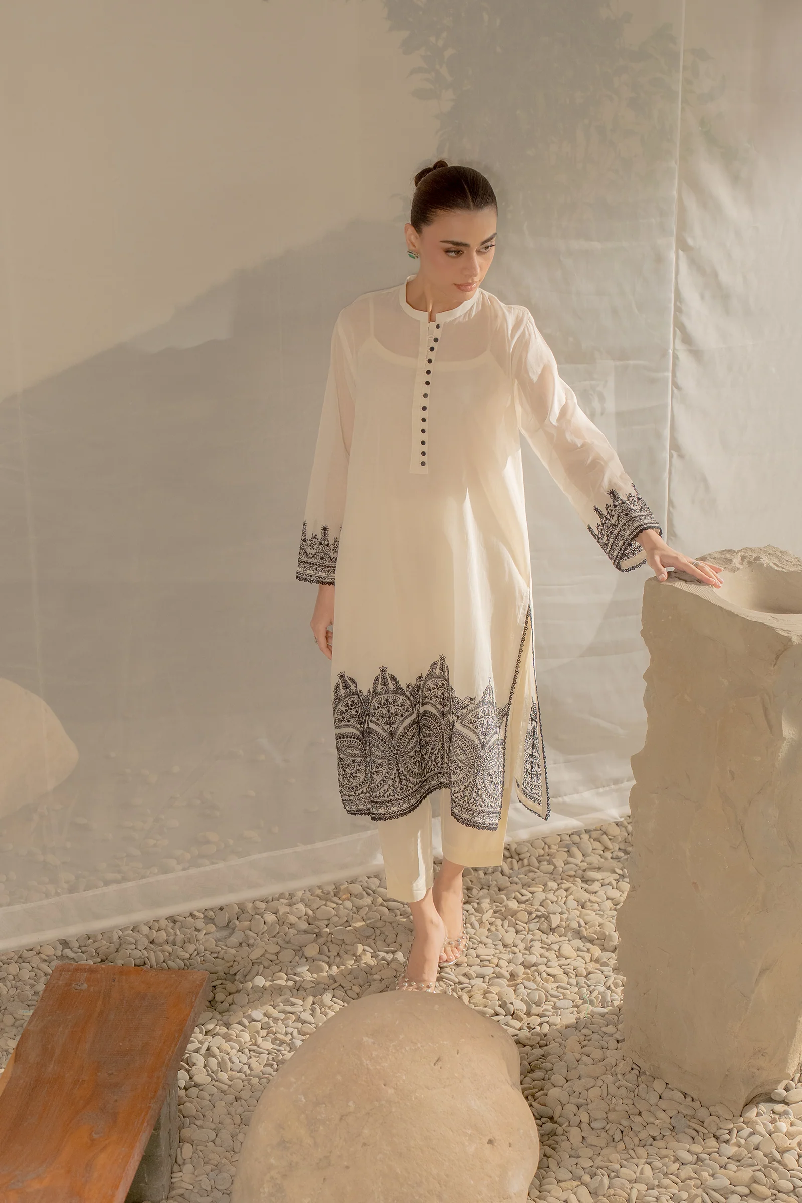 Sahar 2 piece - Image 3