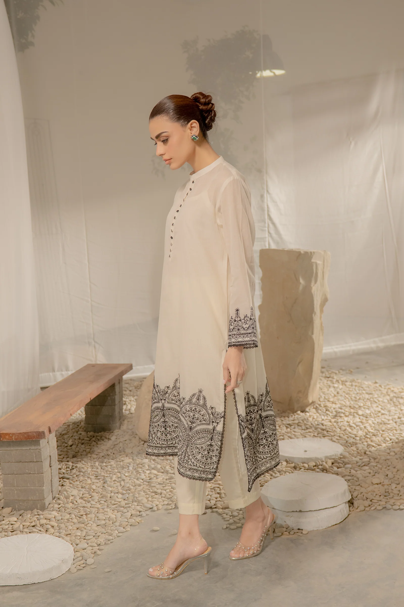 Sahar 2 piece - Image 4