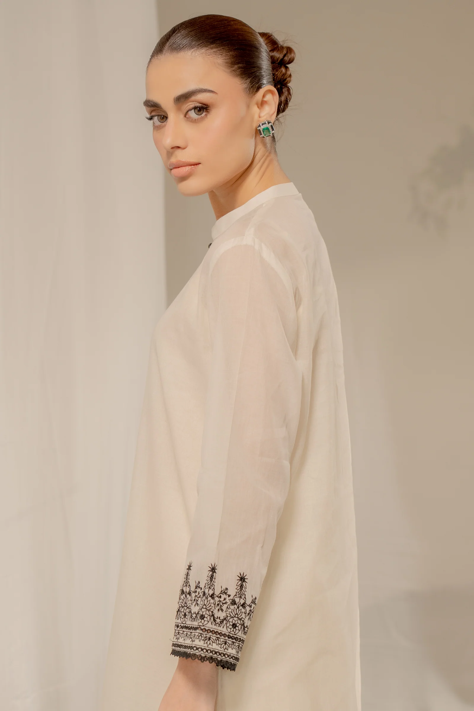 Sahar 2 piece - Image 5