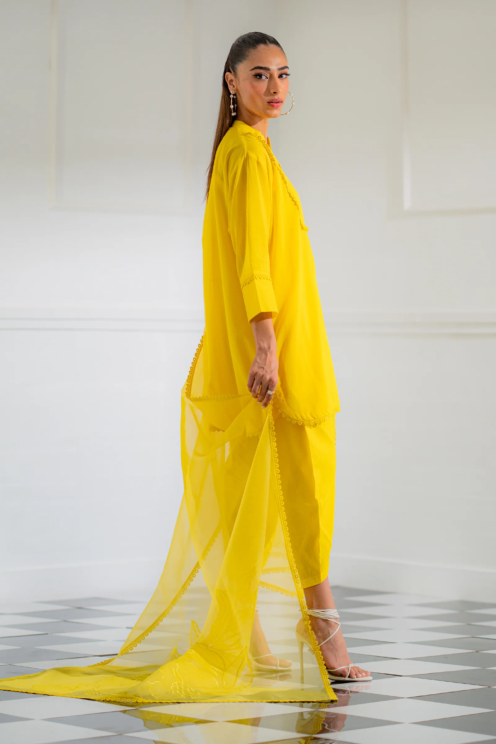 Sooraj 3 piece - Image 4